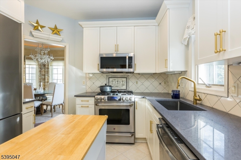 Crown View - Residential