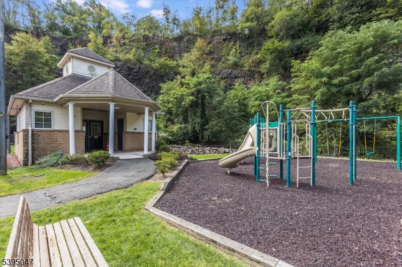 Crown View - Residential