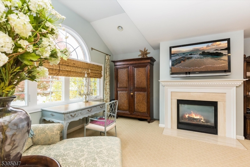 Crown View - Residential