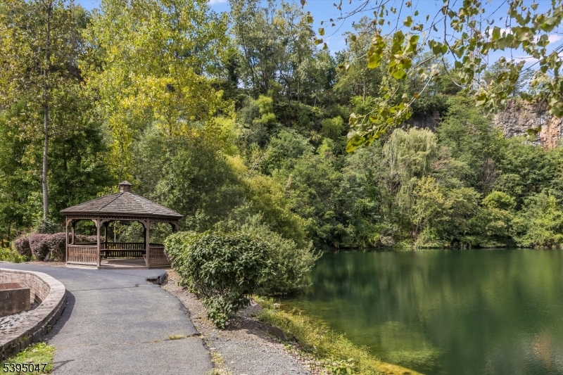 Crown View - Residential