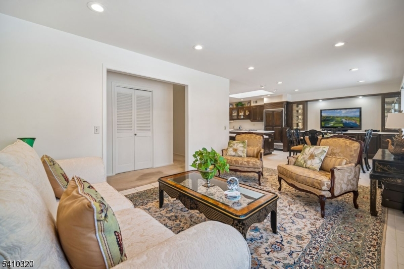 High Oaks - Residential