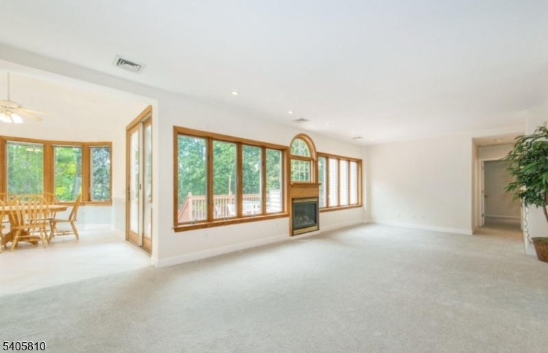 PACKANACK LAKE - Residential Lease