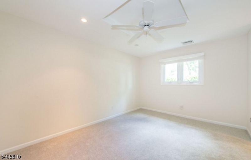 PACKANACK LAKE - Residential Lease