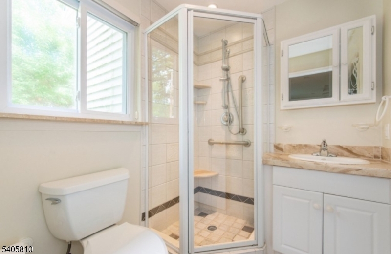 PACKANACK LAKE - Residential Lease