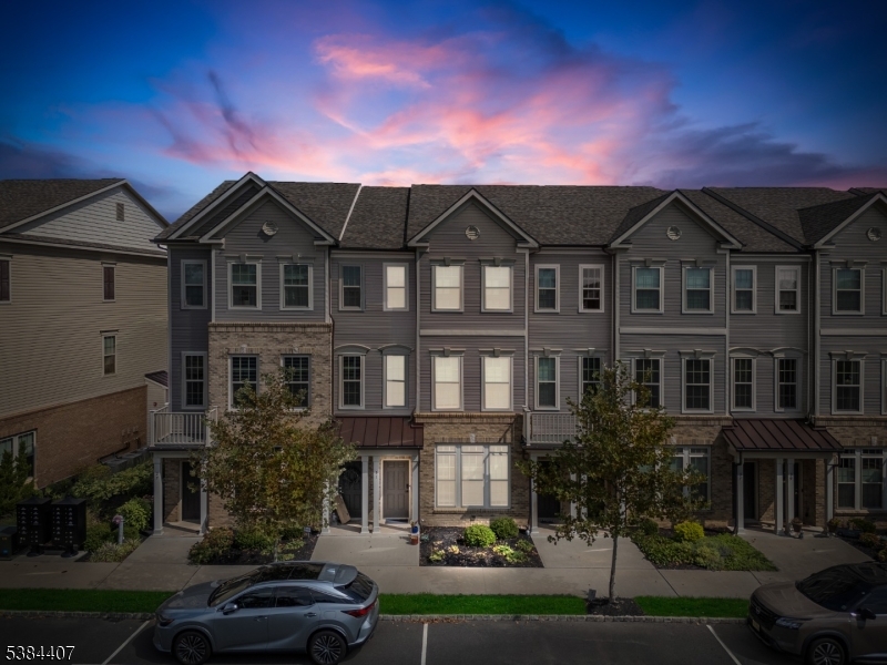 SOMERVILLE STATION - Residential