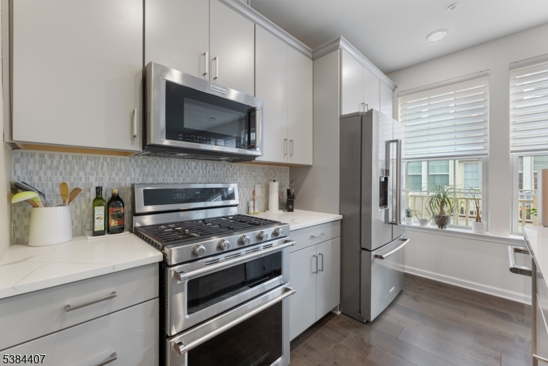 SOMERVILLE STATION - Residential