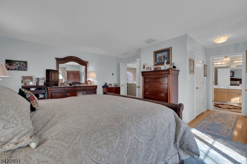 Carriage Gate - Residential