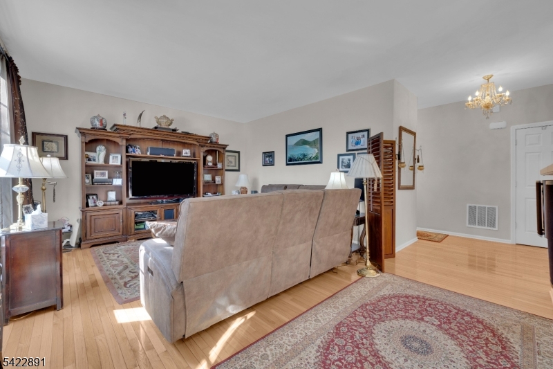 Carriage Gate - Residential