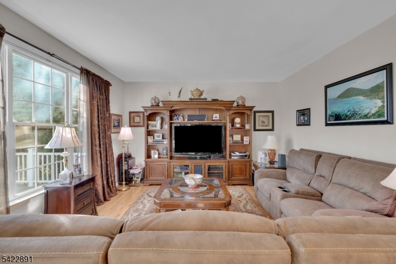 Carriage Gate - Residential