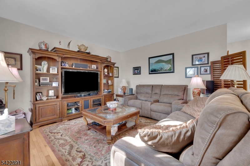 Carriage Gate - Residential