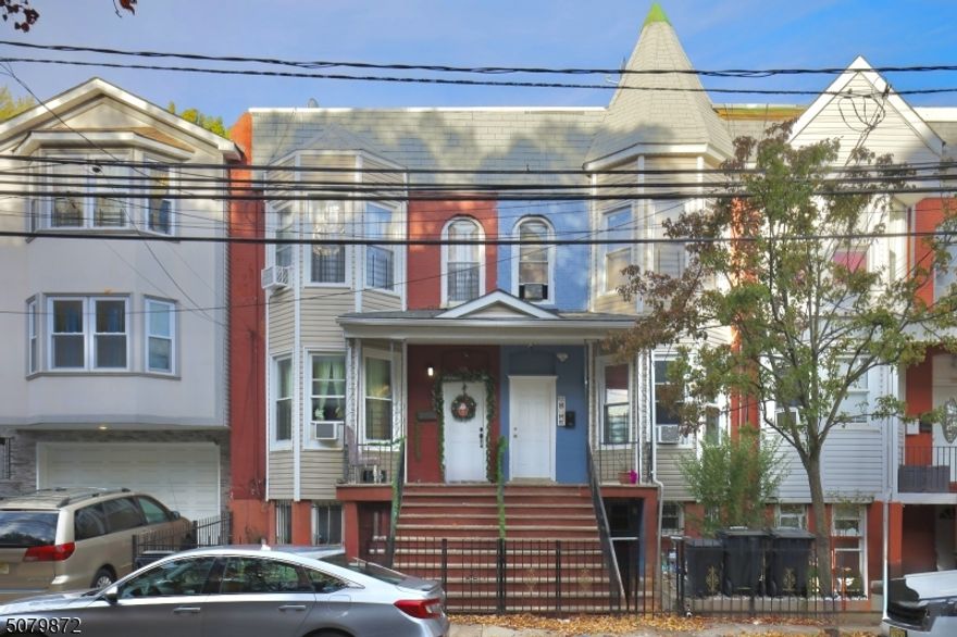 Welcome to this charming townhouse located in the heart of Newark City. This well-maintained interior unit offers comfortable urban living with 3 bedrooms and 1.5 bathrooms. The main level features a bright and open living area, a functional kitchen, and a convenient half bath. Upstairs includes three well-sized bedrooms and a full bathroom, providing ample space and comfort.This property offers excellent convenience with easy access to schools, shopping, public transportation, and major highways. Experience the best of city living in this inviting Newark townhouse.
