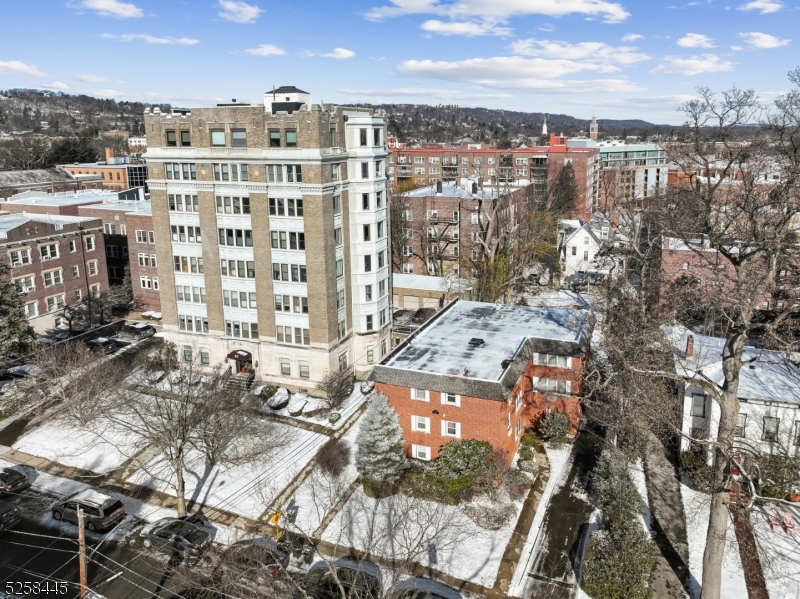 Montclair Estate Section - Commercial Sale