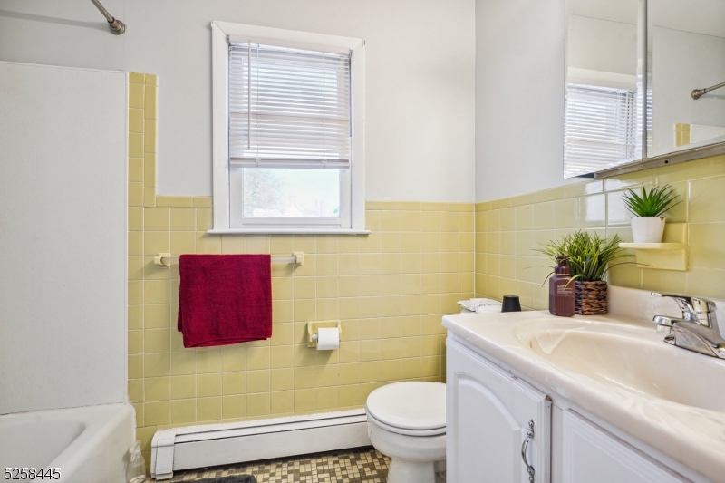 Montclair Estate Section - Commercial Sale