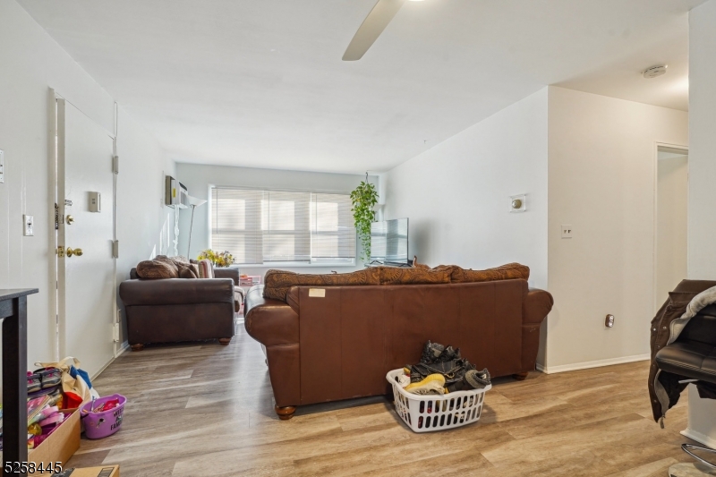 Montclair Estate Section - Commercial Sale