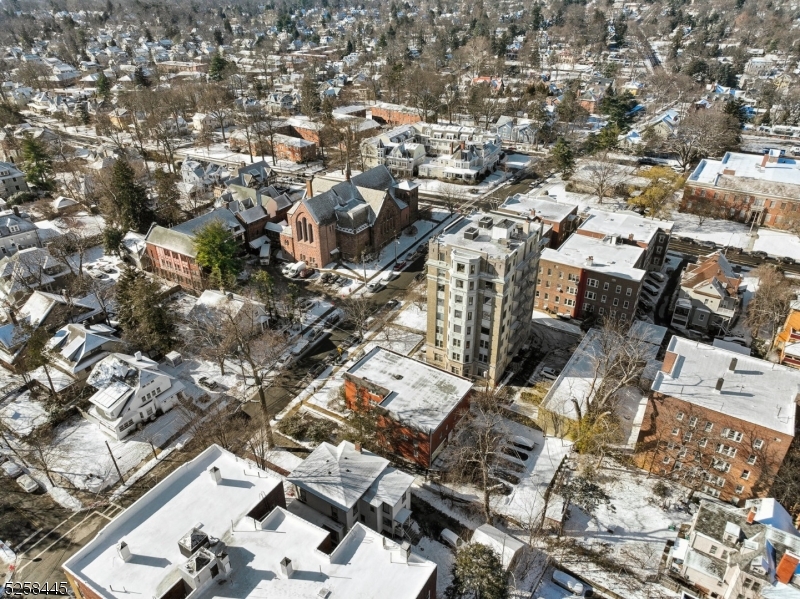 Montclair Estate Section - Commercial Sale