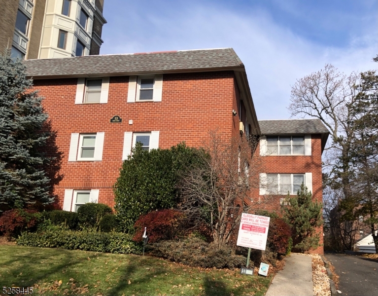 Montclair Estate Section - Commercial Sale