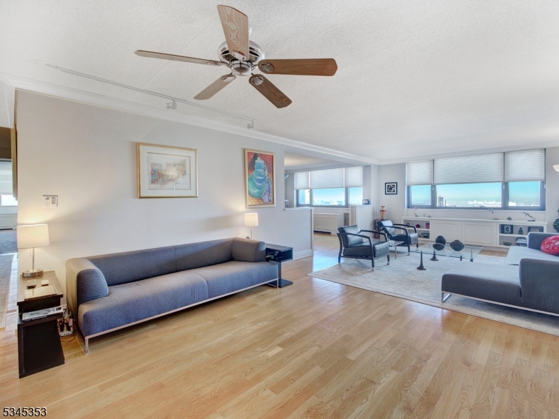 The Apogee - Residential