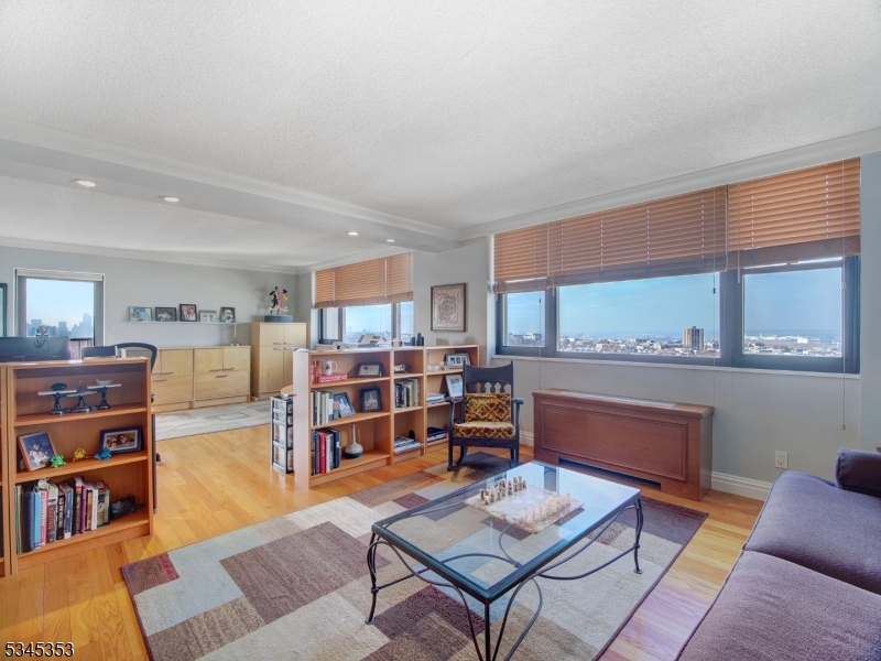 The Apogee - Residential