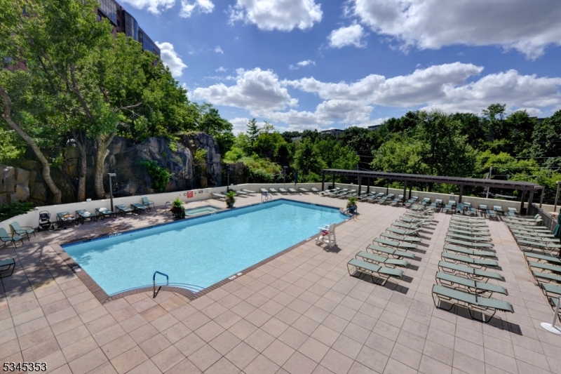 The Apogee - Residential