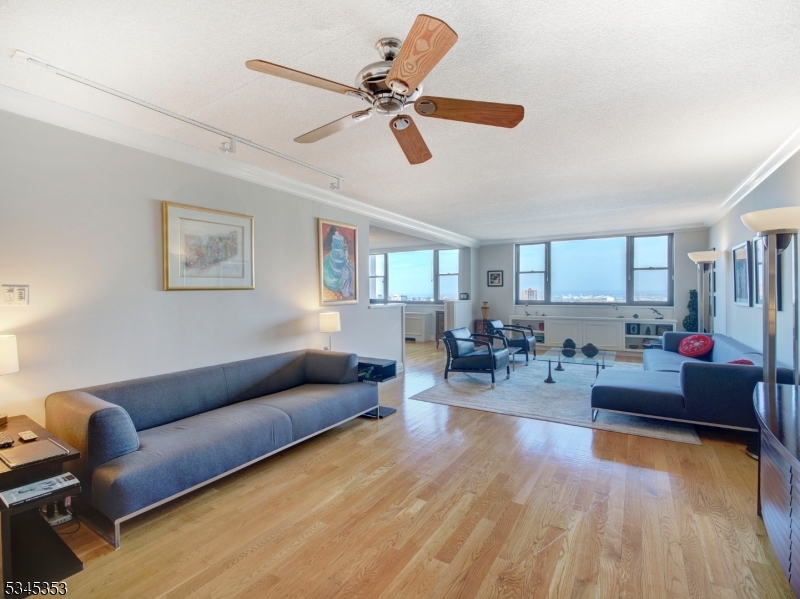 The Apogee - Residential