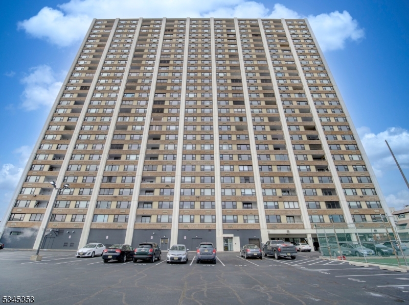 The Apogee - Residential