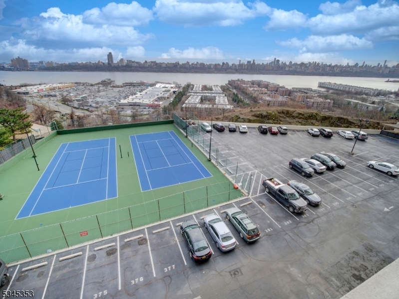 The Apogee - Residential