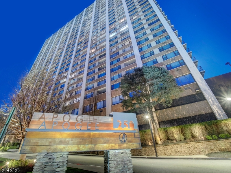 The Apogee - Residential