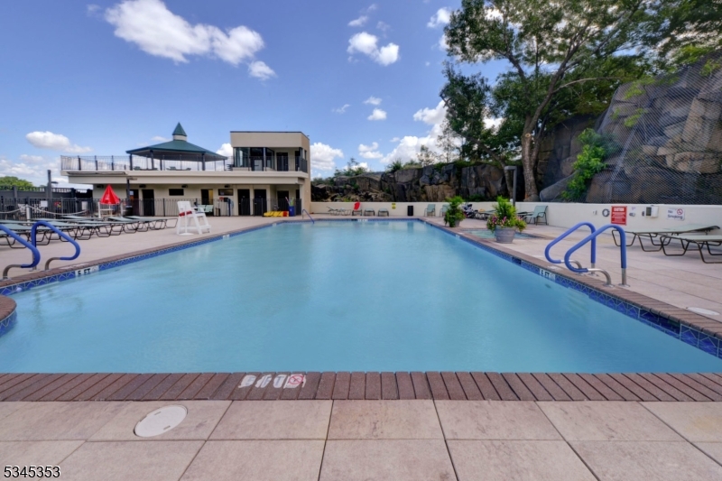 The Apogee - Residential