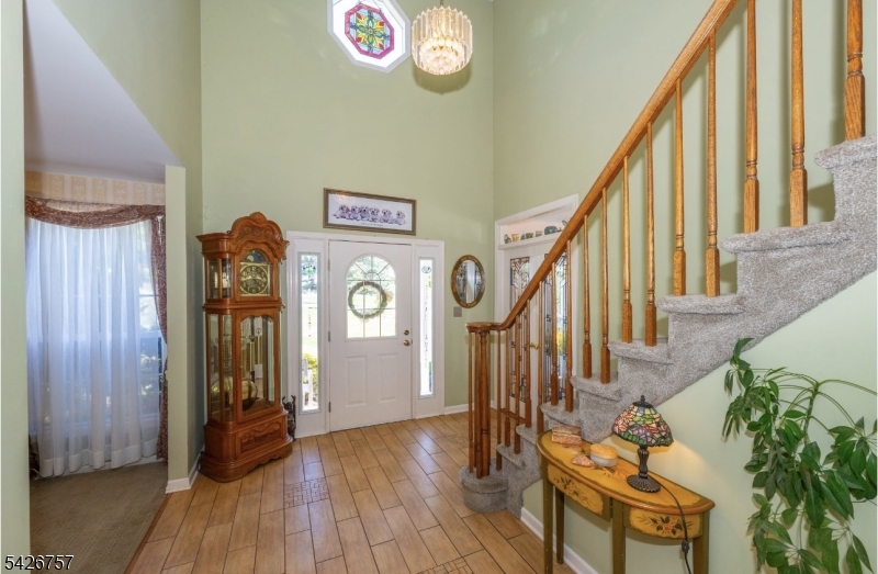 OLD ORCHARD ESTATES - Residential