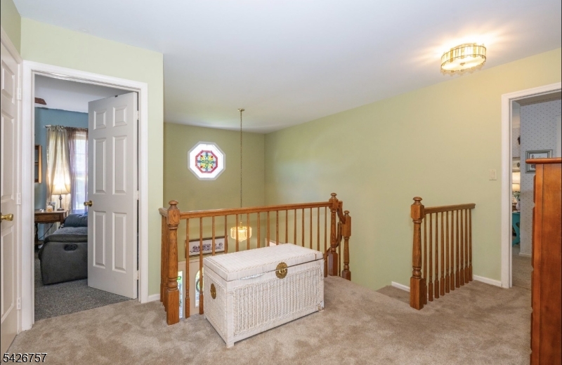 OLD ORCHARD ESTATES - Residential