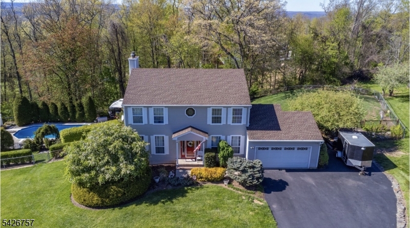 OLD ORCHARD ESTATES - Residential