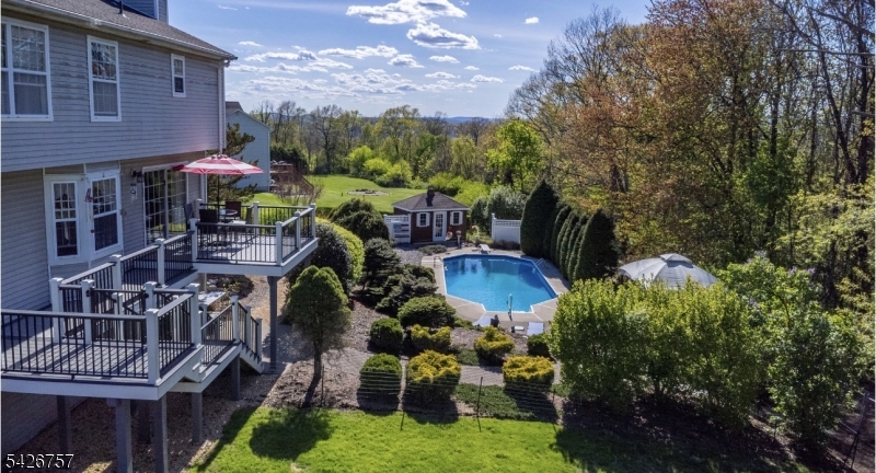 OLD ORCHARD ESTATES - Residential