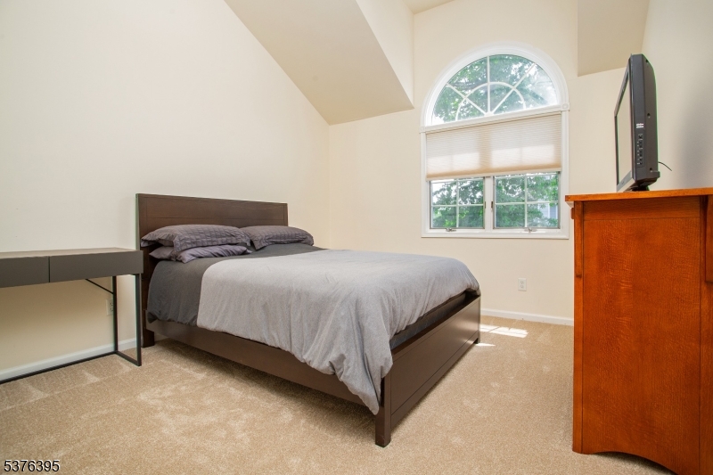 Montville Chase - Residential