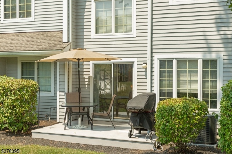 Montville Chase - Residential