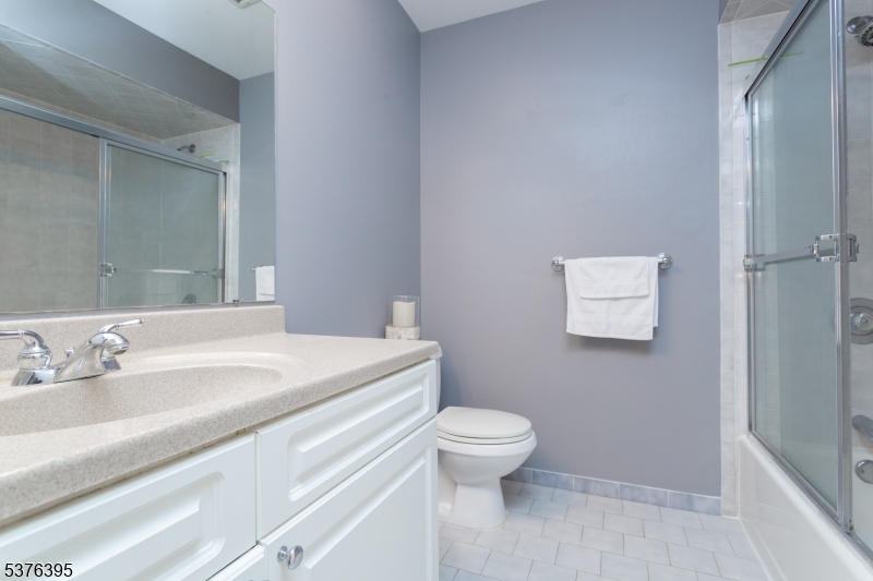 Montville Chase - Residential