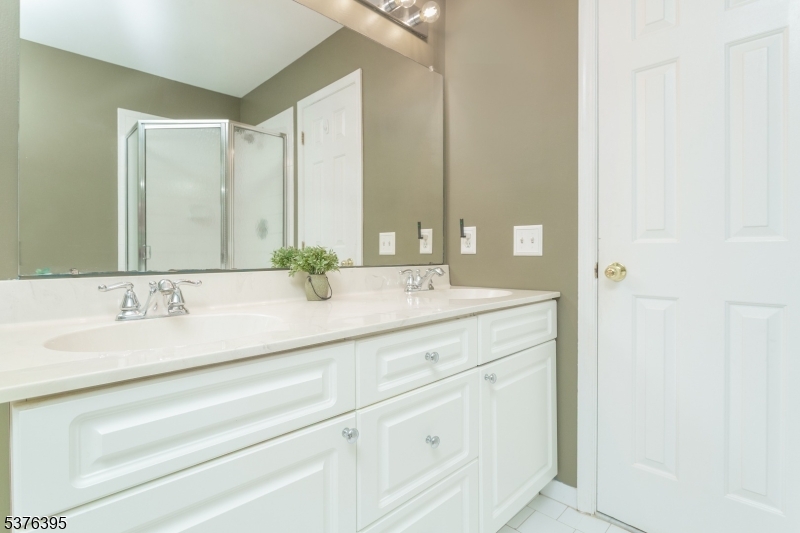 Montville Chase - Residential