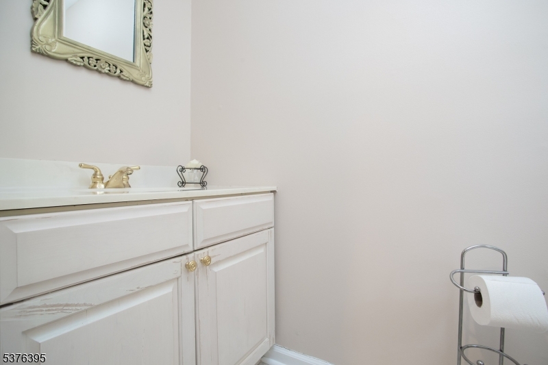 Montville Chase - Residential