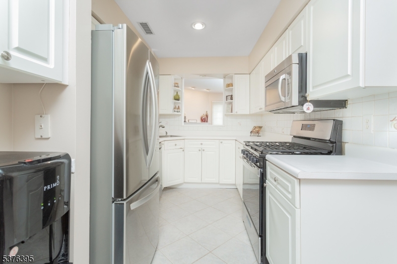 Montville Chase - Residential