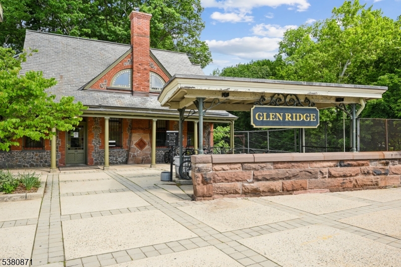 Parkway House - Residential