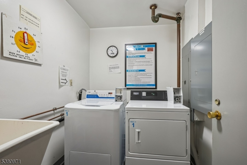 Parkway House - Residential