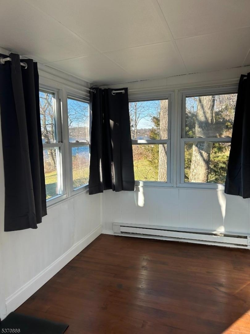 Marco Polo Waterfront - Residential Lease