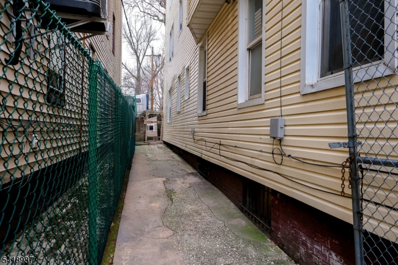 Lower Roseville - Residential Income