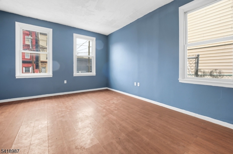 Lower Roseville - Residential Income