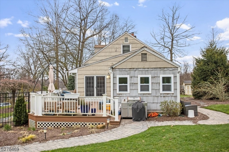 Cromwell Hills - Residential Lease