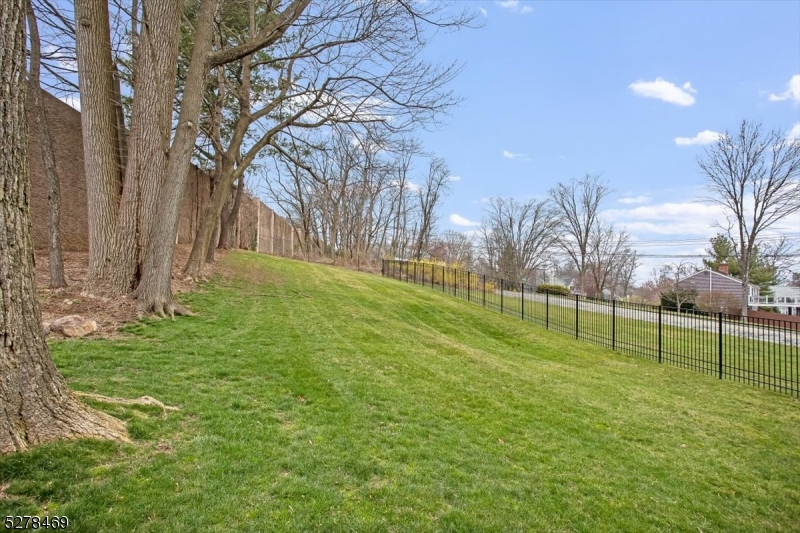 Cromwell Hills - Residential Lease