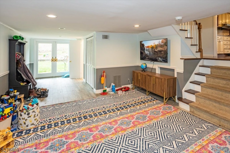 Cromwell Hills - Residential Lease