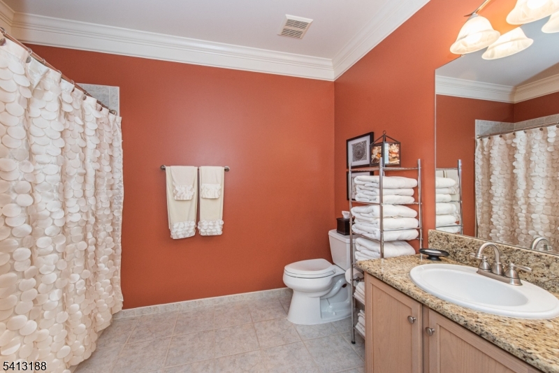 Royal Club at Winthrop - Residential