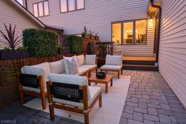 89 FISHER RD, MAHWAH, NJ 07430 - Image 1ea6f7a99ad3d5c4ddf3c0e6c3ddb3da/4110664413