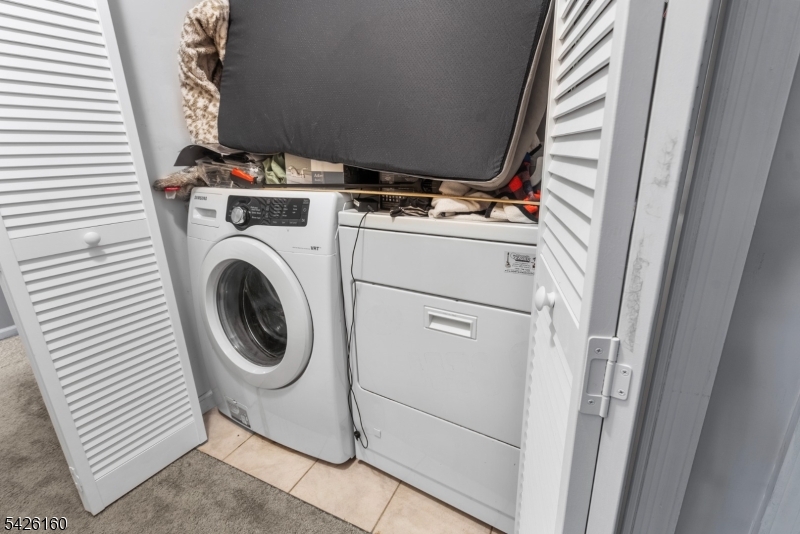 Upper Greenwood Lake - Residential