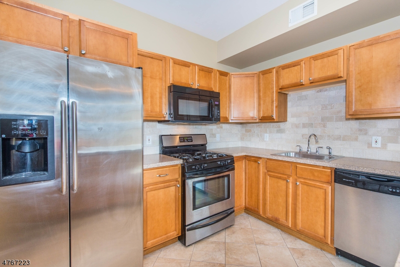 Springfield Commons - Residential Lease